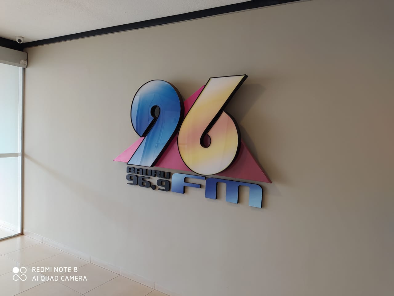 Letra Caixa com iluminação LED – Projeto King Kang em Bauru, PVC Expandido, ACM, Front e Back Light